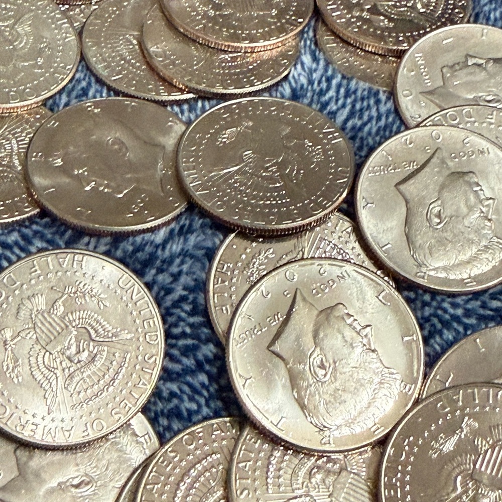36 UNCIRCULATED 2021 KENNEDY HALF DOLLARS - Picture 12 of 12